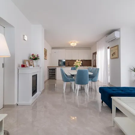 Oleandar Appartement Trogir