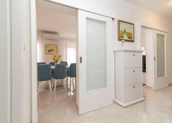 Oleandar Lejlighed Trogir